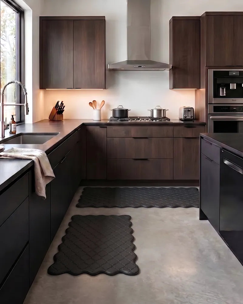 Scalloped Anti-Fatigue Kitchen Mat Set styled room view