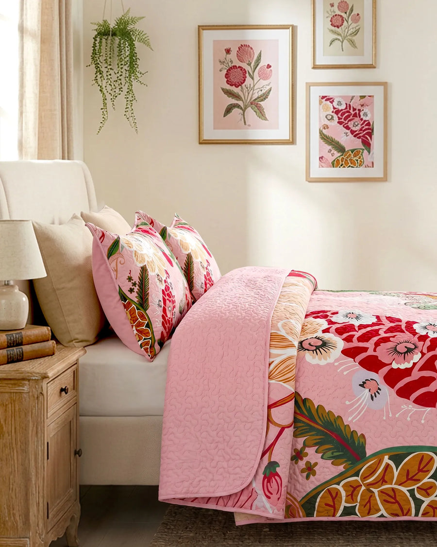 Pink Botanical Bedding Set with Floral Pattern