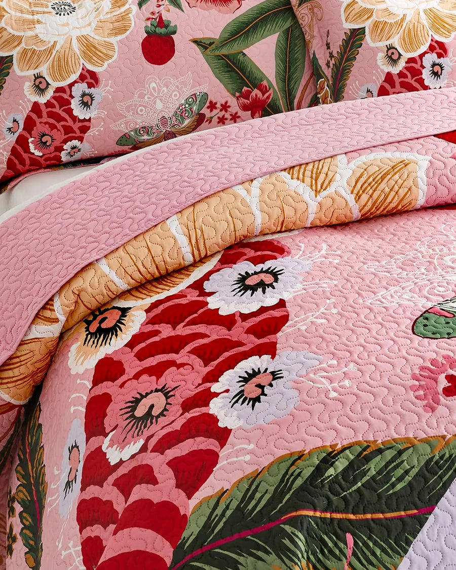 Lightweight Quilted Floral Bedspread with Stitching Detail